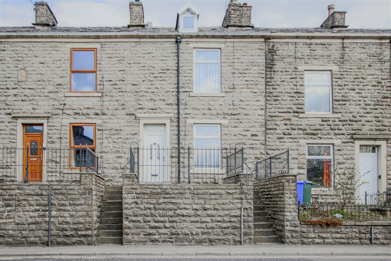 3 Bed Terraced House For Sale - Main Image